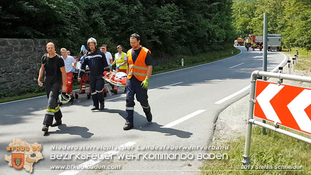 20190716 Verkehrsunfall auf der LB210 Helenental  Fotos: © Stefan Schneider FF Baden-Stadt