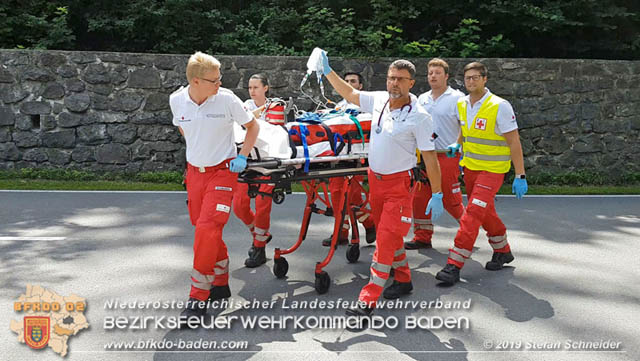 20190716 Verkehrsunfall auf der LB210 Helenental  Fotos: © Stefan Schneider FF Baden-Stadt