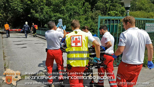 20190716 Verkehrsunfall auf der LB210 Helenental  Fotos: © Stefan Schneider FF Baden-Stadt