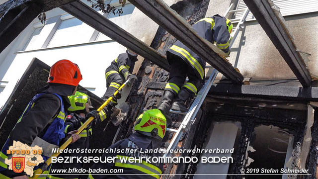 20190724 Brand bei einer Tattendorfer Reihenhausanlage Foto: © Stefan Schneider 20190724 Brand bei einer Tattendorfer Reihenhausanlage Foto: © Stefan Schneider