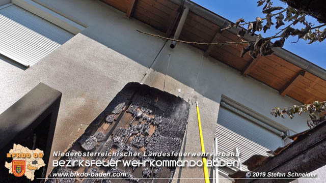 20190724 Brand bei einer Tattendorfer Reihenhausanlage Foto: © Stefan Schneider 20190724 Brand bei einer Tattendorfer Reihenhausanlage Foto: © Stefan Schneider