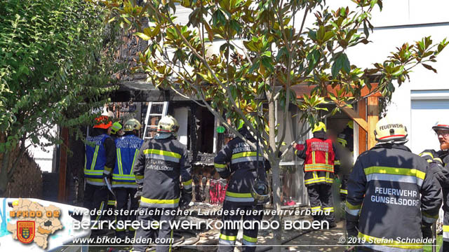 20190724 Brand bei einer Tattendorfer Reihenhausanlage Foto: © Stefan Schneider 20190724 Brand bei einer Tattendorfer Reihenhausanlage Foto: © Stefan Schneider
