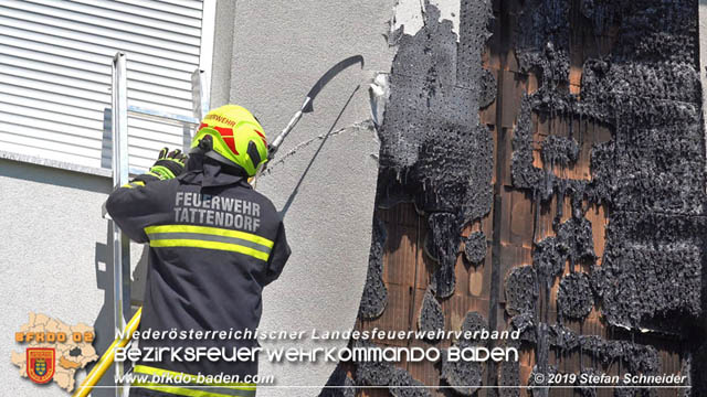 20190724 Brand bei einer Tattendorfer Reihenhausanlage Foto: © Stefan Schneider 20190724 Brand bei einer Tattendorfer Reihenhausanlage Foto: © Stefan Schneider
