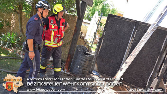 20190724 Brand bei einer Tattendorfer Reihenhausanlage Foto: © Stefan Schneider 20190724 Brand bei einer Tattendorfer Reihenhausanlage Foto: © Stefan Schneider