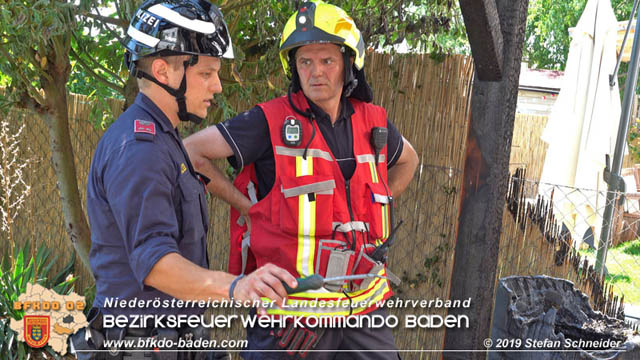 20190724 Brand bei einer Tattendorfer Reihenhausanlage Foto: © Stefan Schneider20190724 Brand bei einer Tattendorfer Reihenhausanlage Foto: © Stefan Schneider