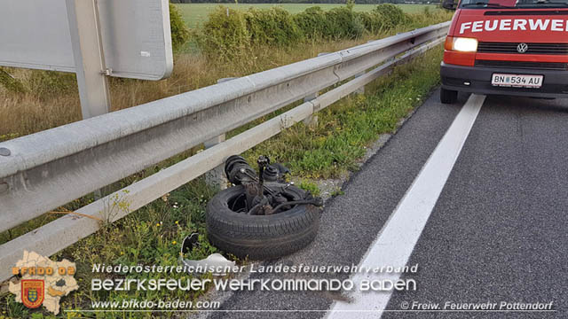 20190817 Verkehrsunfall auf der A3 zwischen Pottendorf und Ebreichsdorf-West Foto: © Freiwillige Feuerwehr Pottendorf 20190817 Verkehrsunfall auf der A3 zwischen Pottendorf und Ebreichsdorf-West Foto: © Freiwillige Feuerwehr Pottendorf