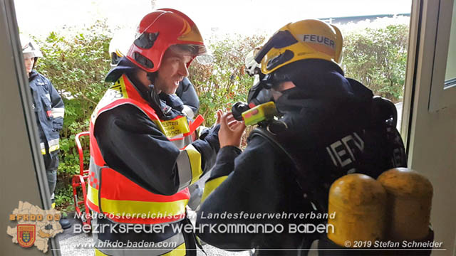 20190827 Brand in der Wohnung eines Traiskirchner Mehrpartein-Wohnhaus  Foto: Stefan Schneider