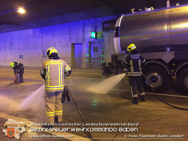 20190904 Deko Einsatz bei Gefahrgut Unfall im Tunnel S1 Vösendorf Bezirk Mödling Foto: © Freiwillige Feuerwehr Baden-Leesdorf 20190904 Deko Einsatz bei Gefahrgut Unfall im Tunnel S1 Vösendorf Bezirk Mödling Foto: © Freiwillige Feuerwehr Baden-Leesdorf