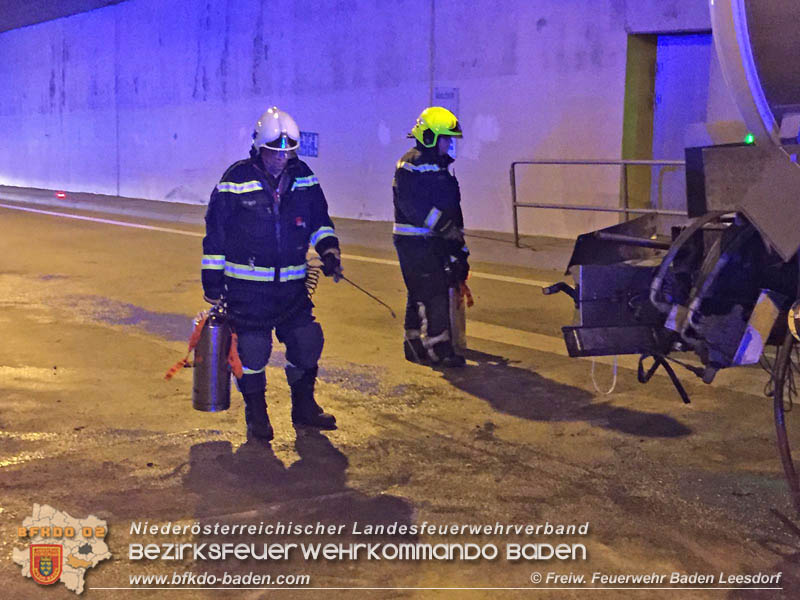 20190904 Deko Einsatz bei Gefahrgut Unfall im Tunnel S1 Vösendorf Bezirk Mödling Foto: © Freiwillige Feuerwehr Baden-Leesdorf 20190904 Deko Einsatz bei Gefahrgut Unfall im Tunnel S1 Vösendorf Bezirk Mödling Foto: © Freiwillige Feuerwehr Baden-Leesdorf