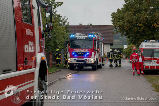 0190907 Chlorgasaustritt bei privater Outdoor-Pool Anlage  Foto: © Janine Schrahböck FF Stadt Bad Vöslau
