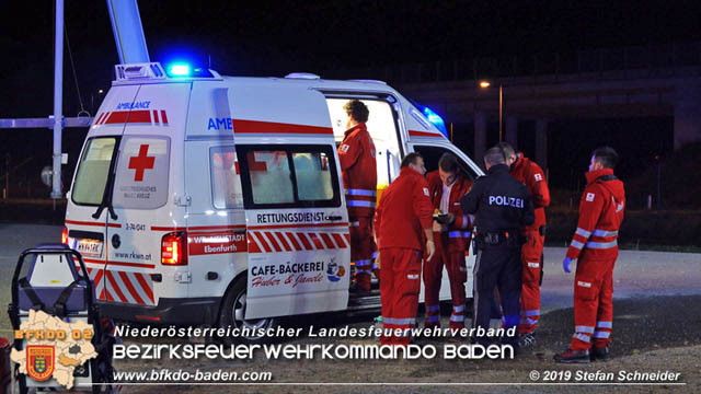 20191004 Verkehrsunfall zwischen Günselsdorf (Gemeindegebiet Schönau a.d.Triesting) und Sollenau  Foto: © Stefan Schneider