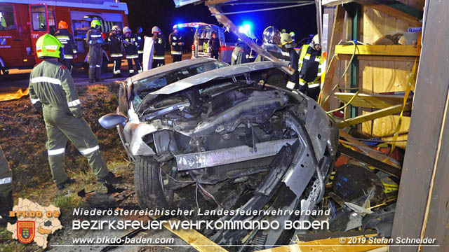 20191004 Verkehrsunfall zwischen Günselsdorf (Gemeindegebiet Schönau a.d.Triesting) und Sollenau  Foto: © Stefan Schneider