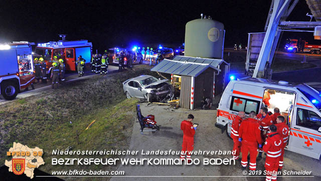 20191004 Verkehrsunfall zwischen Günselsdorf (Gemeindegebiet Schönau a.d.Triesting) und Sollenau  Foto: © Stefan Schneider