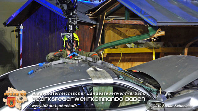 20191004 Verkehrsunfall zwischen Günselsdorf (Gemeindegebiet Schönau a.d.Triesting) und Sollenau  Foto: © Stefan Schneider