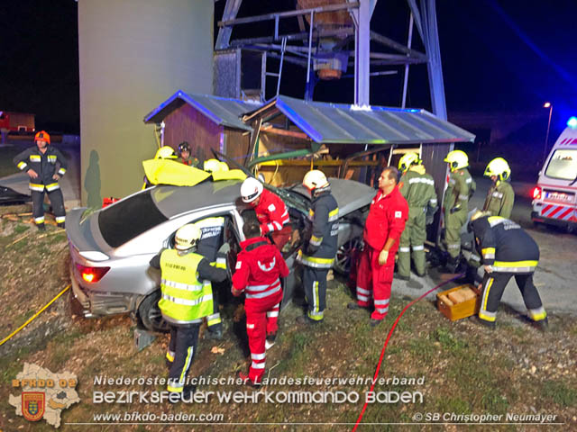 20191004 Verkehrsunfall zwischen Günselsdorf (Gemeindegebiet Schönau a.d.Triesting) und Sollenau  Foto: © Christopher Neumayer FF Günselsdorf
