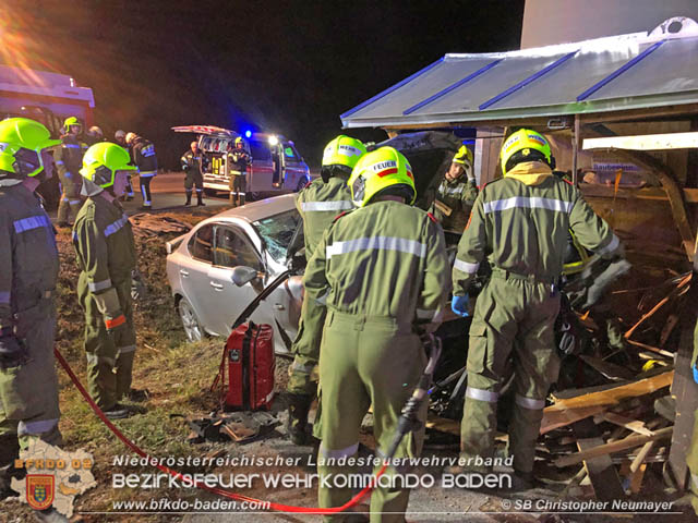 20191004 Verkehrsunfall zwischen Günselsdorf (Gemeindegebiet Schönau a.d.Triesting) und Sollenau  Foto: © Christopher Neumayer FF Günselsdorf