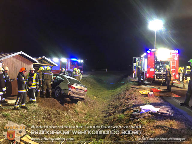 20191004 Verkehrsunfall zwischen Günselsdorf (Gemeindegebiet Schönau a.d.Triesting) und Sollenau  Foto: © Christopher Neumayer FF Günselsdorf