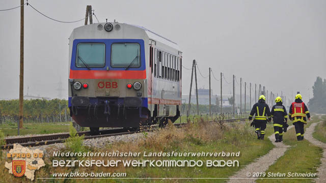 20191014 Pensionist mit Rad bei einem unbeschranktem Bahnübergang in Tattendorf von Zug erfasst und schwer verletzt  Foto: © Stefan Schneider