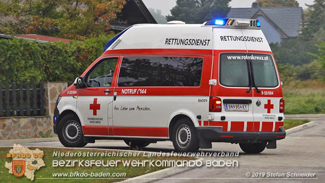 20191014 Pensionist mit Rad bei einem unbeschranktem Bahnübergang in Tattendorf von Zug erfasst und schwer verletzt  Foto: © Stefan Schneider