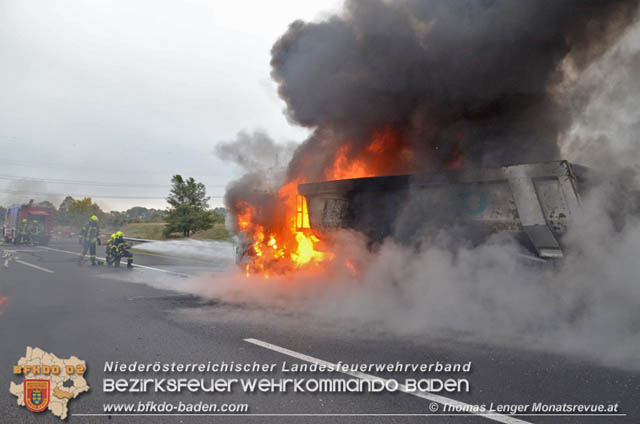 20191015 Lkw in Vollbrand auf der A3 Trumau - Ebreichsdorf  Foto: © Thomas Lenger Monatsrevue.at
