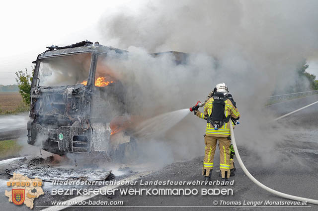 20191015 Lkw in Vollbrand auf der A3 Trumau - Ebreichsdorf  Foto: © Thomas Lenger Monatsrevue.at