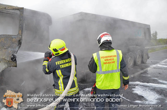 20191015 Lkw in Vollbrand auf der A3 Trumau - Ebreichsdorf  Foto: © Thomas Lenger Monatsrevue.at
