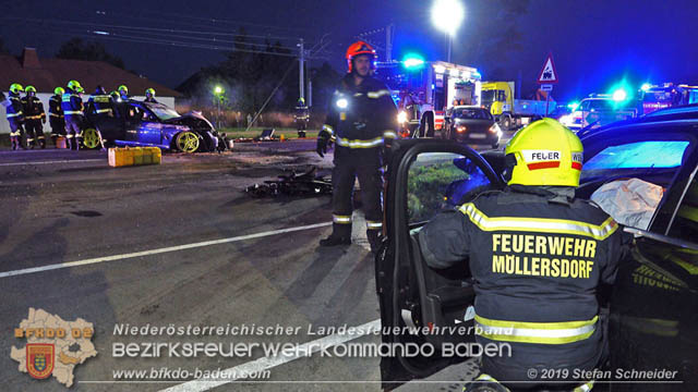 20191017 Frontalzusammenstoss zweier Pkw auf der LB17 bei Moellerdorf  Foto: © Stefan Schneider