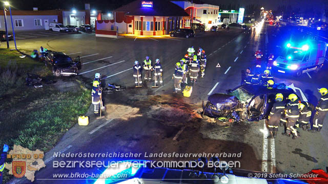 20191017 Frontalzusammenstoß zweier Pkw auf der LB17 bei Möllerdorf  Foto: © Stefan Schneider