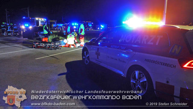 20191017 Frontalzusammenstoss zweier Pkw auf der LB17 bei Moellerdorf  Foto: © Stefan Schneider