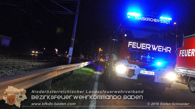 20191017 Frontalzusammenstoss zweier Pkw auf der LB17 bei Moellerdorf  Foto: © Stefan Schneider