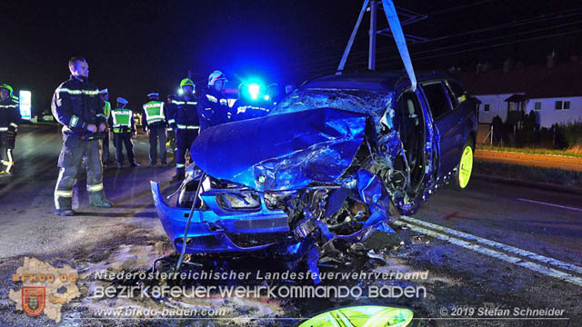20191017 Frontalzusammenstoss zweier Pkw auf der LB17 bei Moellerdorf  Foto: © Stefan Schneider