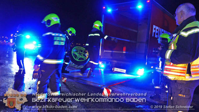 20191017 Frontalzusammenstoss zweier Pkw auf der LB17 bei Moellerdorf  Foto: © Stefan Schneider