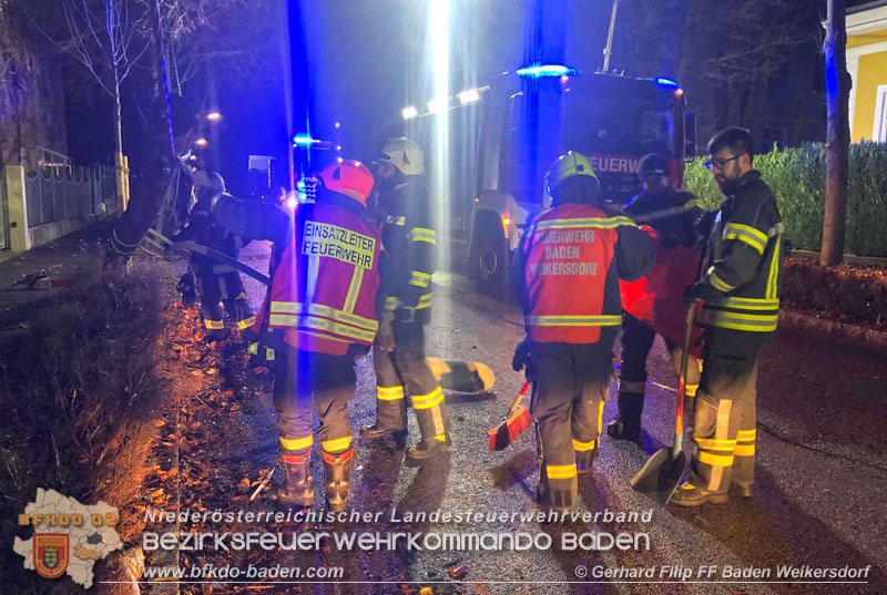 20191130 Verkehrsunfall mit Unfallflucht in der Stadt Baden  Foto: © Gerhard Filip FF Baden Weikersdorf