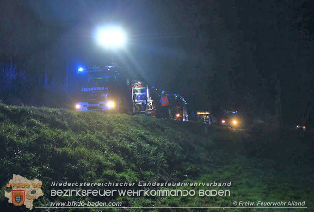 20191207 Verkehrsunfall auf der L4001 bei Mayerling Foto: © FF Alland 20191207 Verkehrsunfall auf der L4001 bei Mayerling Foto: © FF Alland
