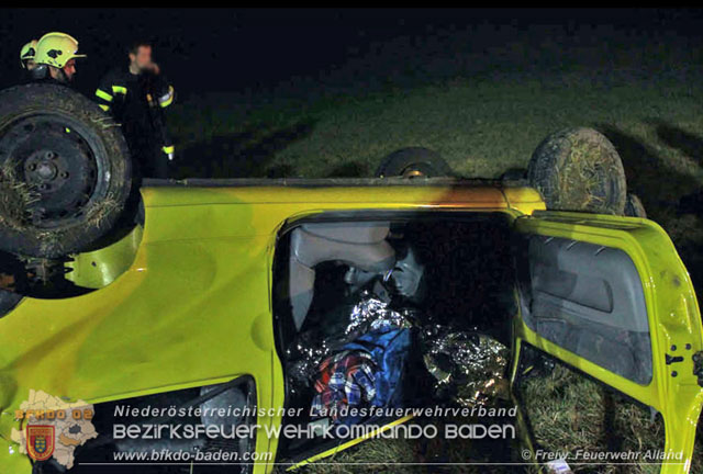 20191207 Verkehrsunfall auf der L4001 bei Mayerling Foto: © FF Alland 20191207 Verkehrsunfall auf der L4001 bei Mayerling Foto: © FF Alland