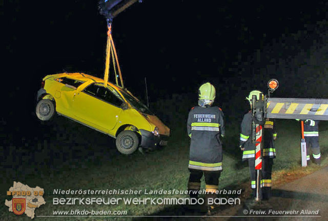 20191207 Verkehrsunfall auf der L4001 bei Mayerling Foto: © FF Alland 20191207 Verkehrsunfall auf der L4001 bei Mayerling Foto: © FF Alland