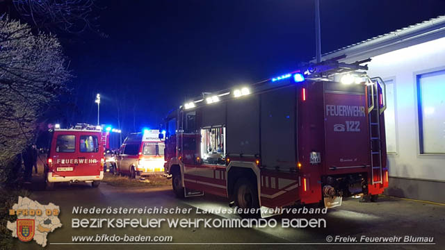 20191218 Mann stürzt in Blumau-Neurißhof in einen Schacht Foto: © Freiwillige Feuerwehr Blumau 20191218 Mann stürzt in Blumau-Neurißhof in einen Schacht Foto: © Freiwillige Feuerwehr Blumau