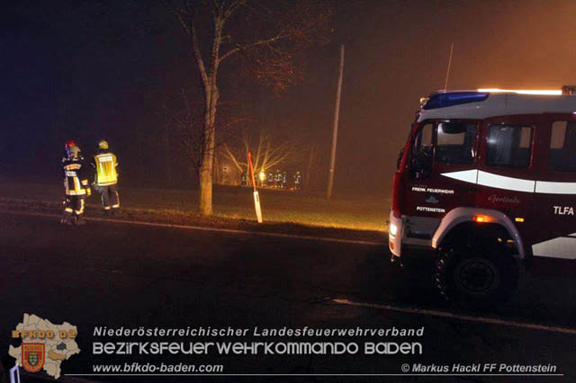 20191219 Junge Fahrzeuglenkerin verunfallte am Kremesberg Foto: © ASB Markus Hackl FF Pottenstein 20191219 Junge Fahrzeuglenkerin verunfallte am Kremesberg Foto: © ASB Markus Hackl FF Pottenstein