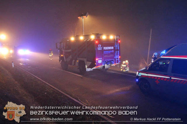 20191219 Junge Fahrzeuglenkerin verunfallte am Kremesberg Foto: © ASB Markus Hackl FF Pottenstein 20191219 Junge Fahrzeuglenkerin verunfallte am Kremesberg Foto: © ASB Markus Hackl FF Pottenstein