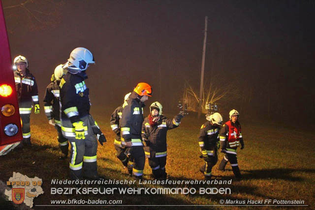 20191219 Junge Fahrzeuglenkerin verunfallte am Kremesberg Foto: © ASB Markus Hackl FF Pottenstein 20191219 Junge Fahrzeuglenkerin verunfallte am Kremesberg Foto: © ASB Markus Hackl FF Pottenstein