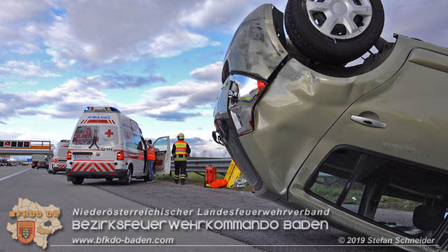 20191225 Verkehrsunfall auf der A2 zwischen Knoten Guntramsdorf und Ausfahrt IZ NÖ Süd  Foto: © Stefan Schneider