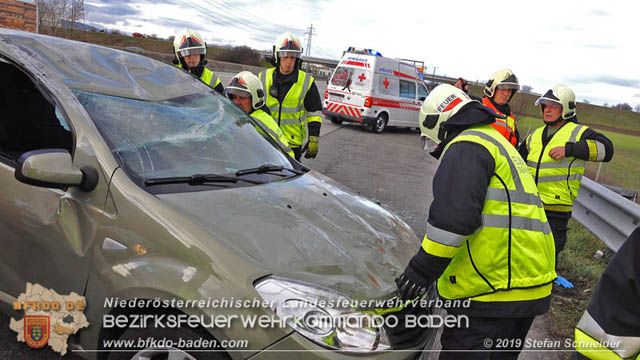 20191225 Verkehrsunfall auf der A2 zwischen Knoten Guntramsdorf und Ausfahrt IZ NÖ Süd  Foto: © Stefan Schneider