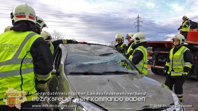 20191225 Verkehrsunfall auf der A2 zwischen Knoten Guntramsdorf und Ausfahrt IZ NÖ Süd  Foto: © Stefan Schneider