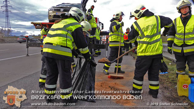 20191225 Verkehrsunfall auf der A2 zwischen Knoten Guntramsdorf und Ausfahrt IZ NÖ Süd  Foto: © Stefan Schneider