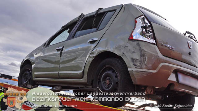 20191225 Verkehrsunfall auf der A2 zwischen Knoten Guntramsdorf und Ausfahrt IZ NÖ Süd  Foto: © Stefan Schneider