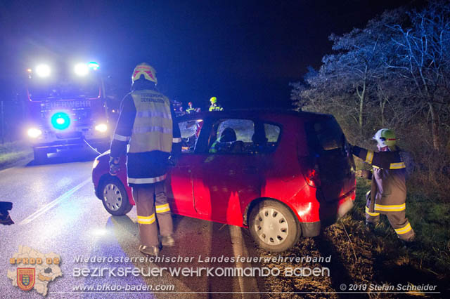 20191226 Verkehrsunfall auf der L157 Oeynhausen - Tattendorf Foto: © Stefan Schneider 20191226 Verkehrsunfall auf der L157 Oeynhausen - Tattendorf Foto: © Stefan Schneider
