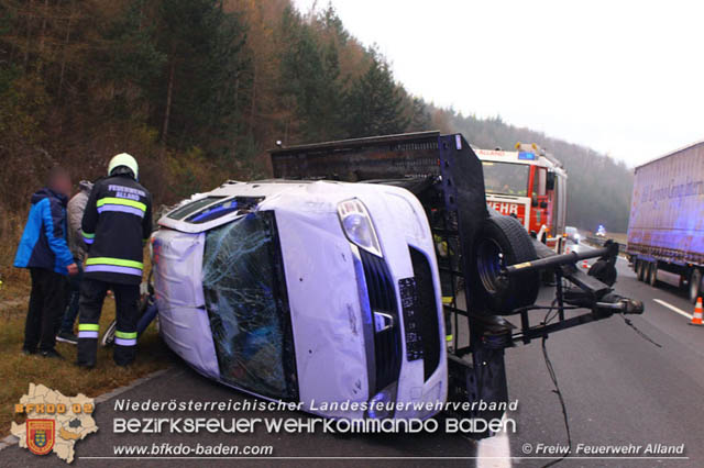 20191227 Verkehrsunfall auf der A21 zwischen Mayerling und Heiligenkreuz  Foto: © Freiwillige Feuerwehr Alland