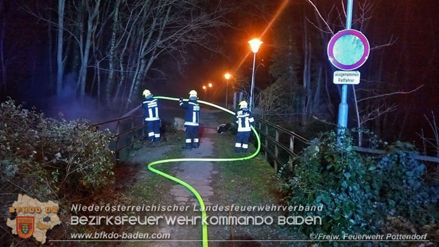20200101 Boeschungsbrand in Pottendorf  Foto: © FF Pottendorf
