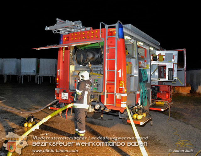 20200112 Brand am ehemaligen Firmengelände Petersen in Traiskirchen Möllersdorf   Fotos: © Anton Judt