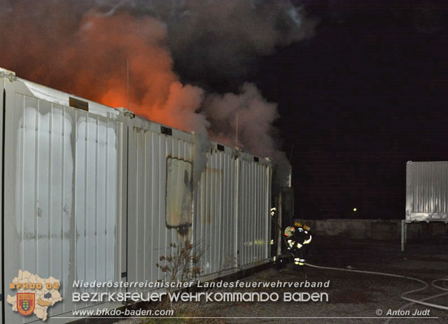 20200112 Brand am ehemaligen Firmengelände Petersen in Traiskirchen Möllersdorf   Fotos: © Anton Judt